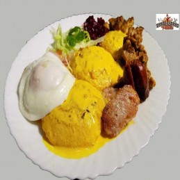 Llapingacho tradicional plato ecuatoriano